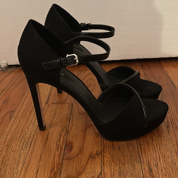 Zara Basic Black pumps - Picture 2 of 7